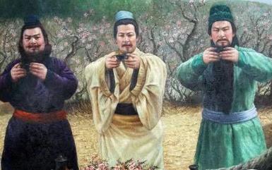 劉關(guān)張?zhí)覉@三結(jié)義拜的是誰(劉關(guān)張?zhí)覉@三結(jié)義)