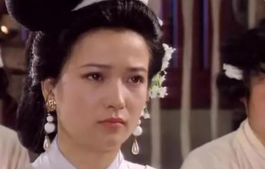 小喬為什么跟司馬懿了(周瑜為什么突然逝世了)