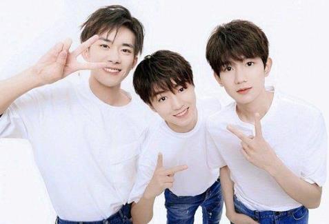 TFBOYS演唱會(huì)門票開售秒空  “邀請(qǐng)函”炒到4萬元黃牛忙于炒高票價(jià)
