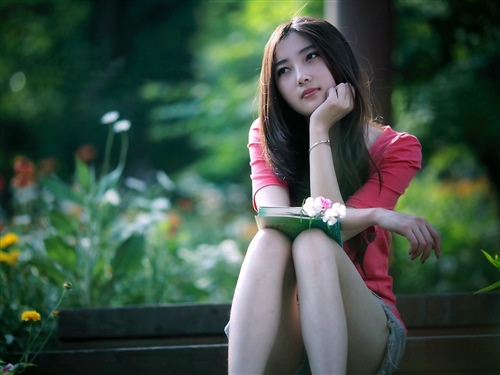 女人夢(mèng)見(jiàn)自己挨刀子見(jiàn)血 預(yù)示著什么