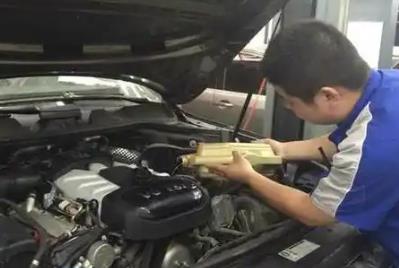 汽車首次保養多少公里？汽車首次保養一般多少公里？