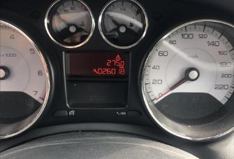 標致308發動機故障燈亮起怎么解決（標致308故障燈可以消除嗎）